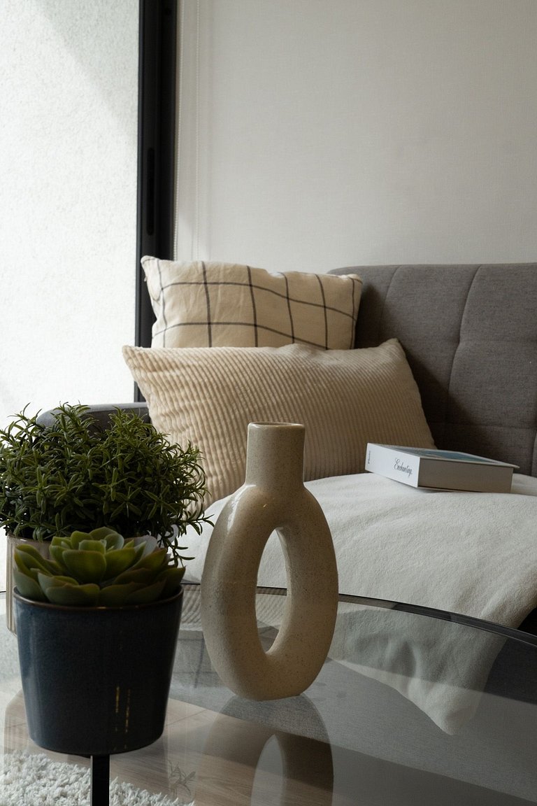 Depto Céntrico + Metro • Para 4 Personas