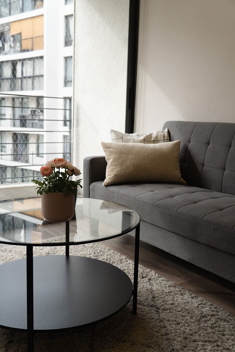 Depto Céntrico + Metro • Para 4 Personas