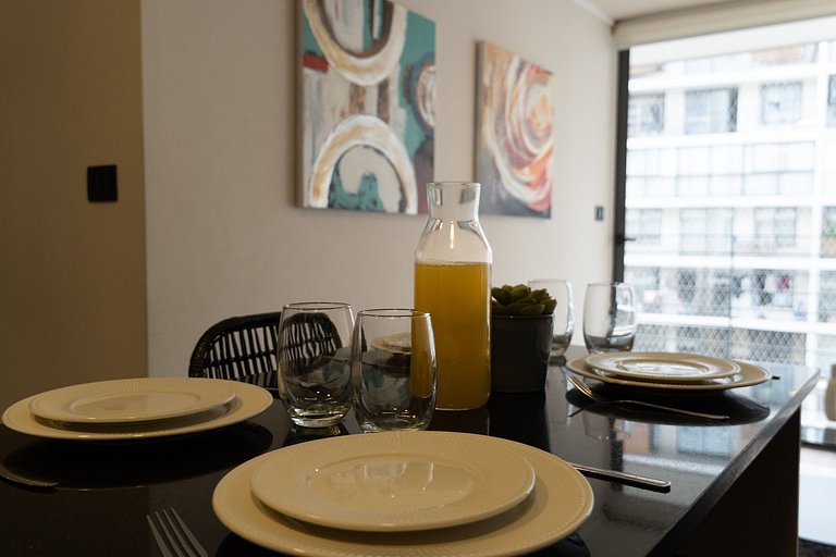 Depto Céntrico + Metro • Para 4 Personas