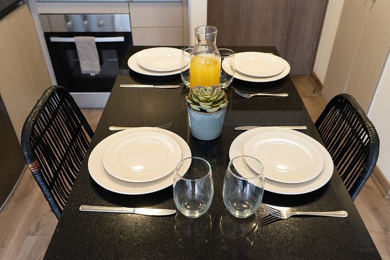 Depto Céntrico + Metro • Para 4 Personas